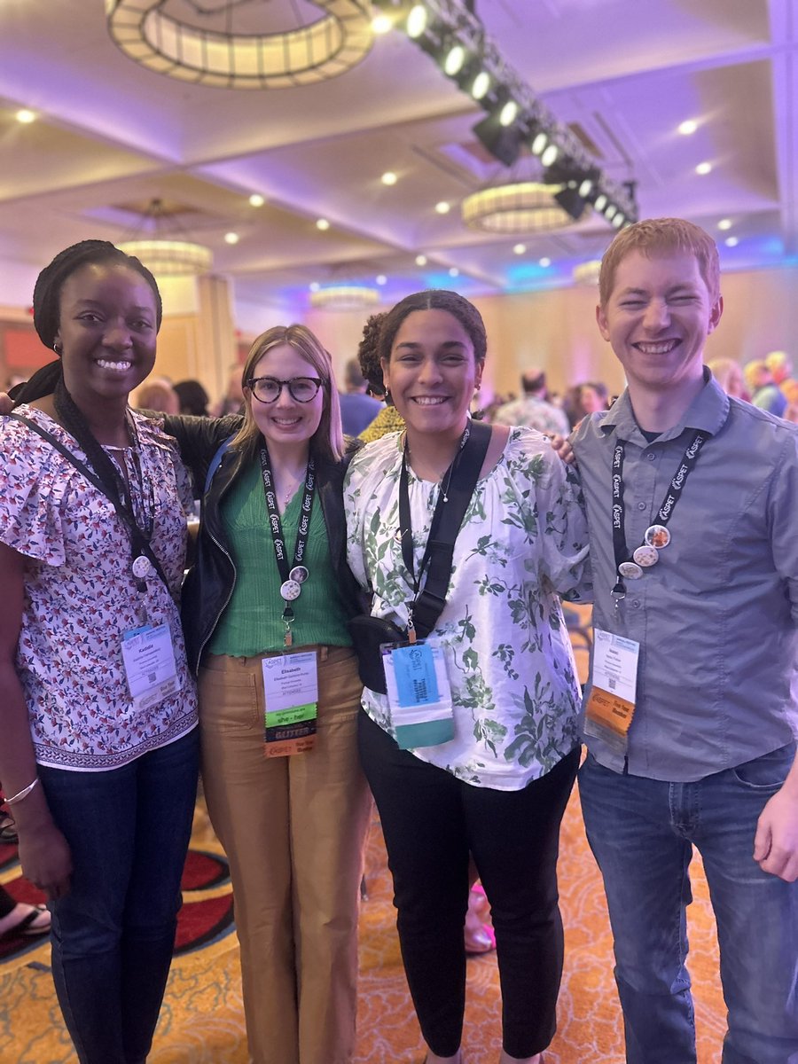 Congrats to Kennedy Outlaw!! She won 1st place Mol Pharm undergrad poster at ASPET 2023!!!!