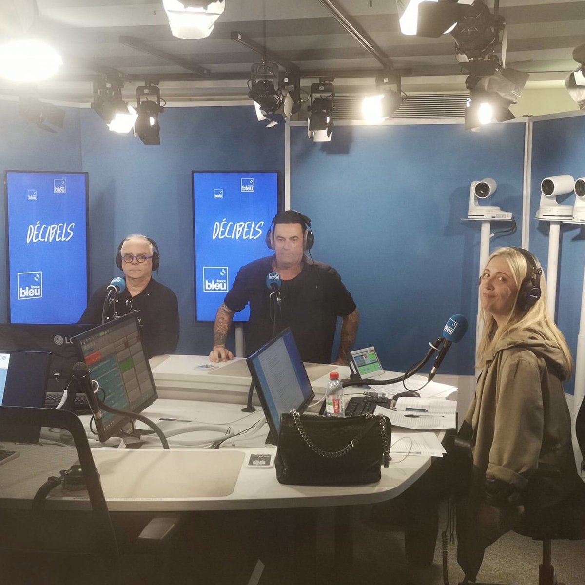Merci <a href="/EFoodbeat/">ElmerFoodbeat</a> d’être passés par le studio de #DécibelsFB <a href="/francebleu/">Guédon Laurent</a> 💙 Le nouvel album « Le Bruit des Potes » est disponible!
Replay: 
francebleu.fr/emissions/deci…