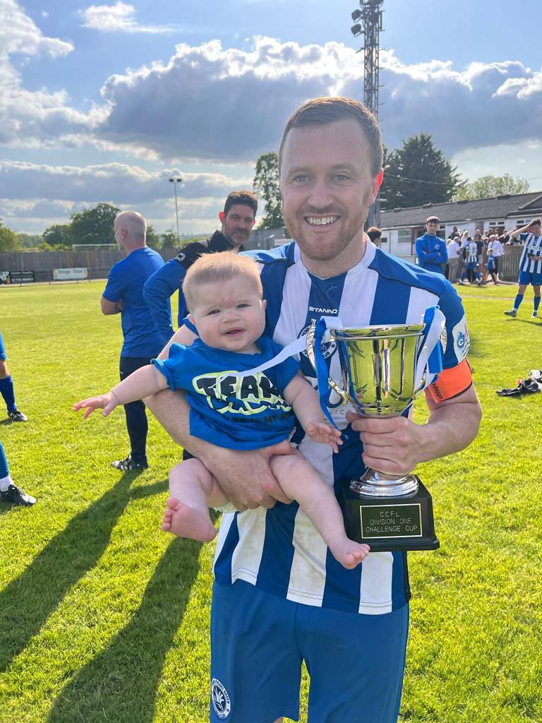 gary_lines's tweet image. Buzzing to win the cup final yesterday  with a best mate nothing better 👌🏻 🏆 @deano1088