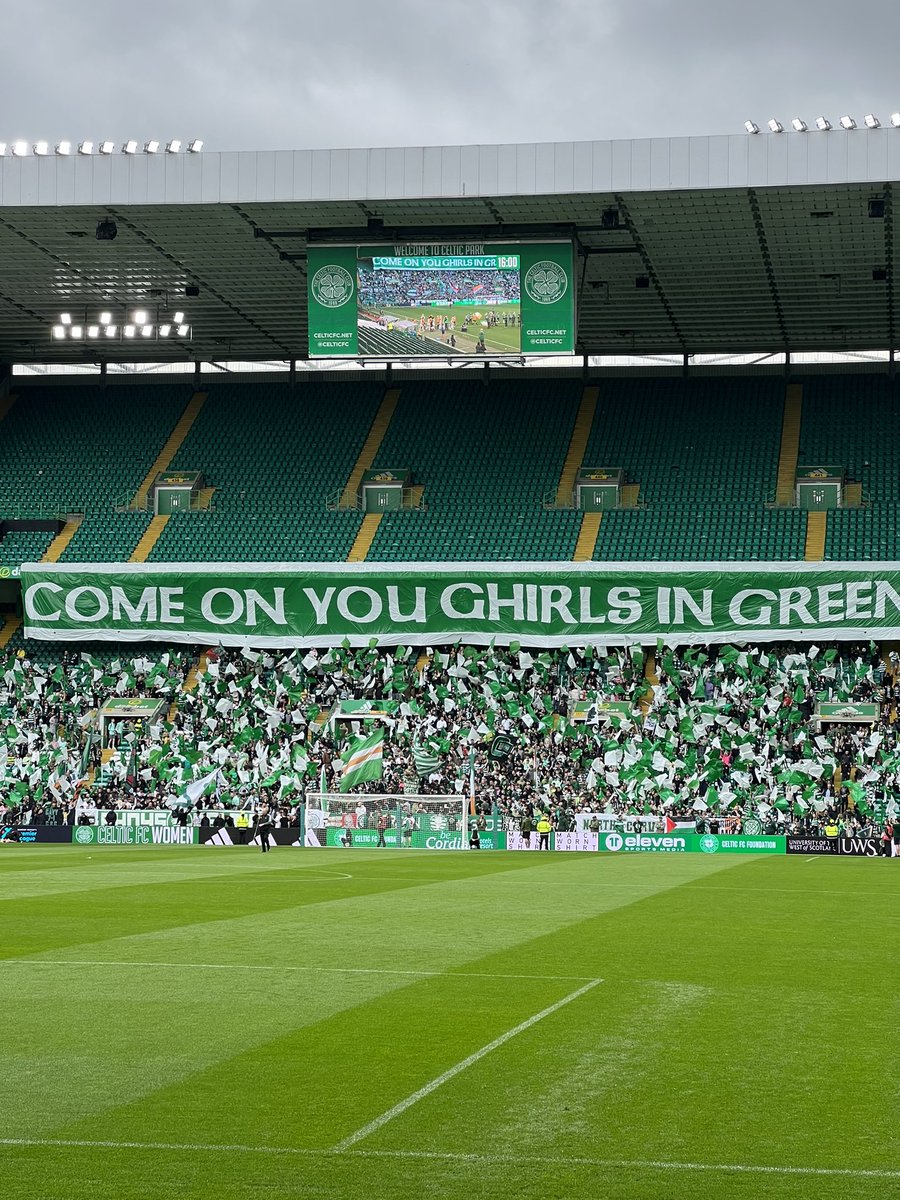 NickLoftus's tweet image. First SWPL game, tremendous atmosphere and a good game @CelticFCWomen