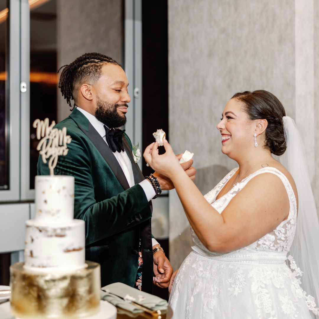 The sweetest part of my life is you 💕

📸 Alexandra Cantemir Photography

#lmstudiochi #chicagoeventvenue #weddingdesign #eventdecor #chicagoweddings #weddingceremony