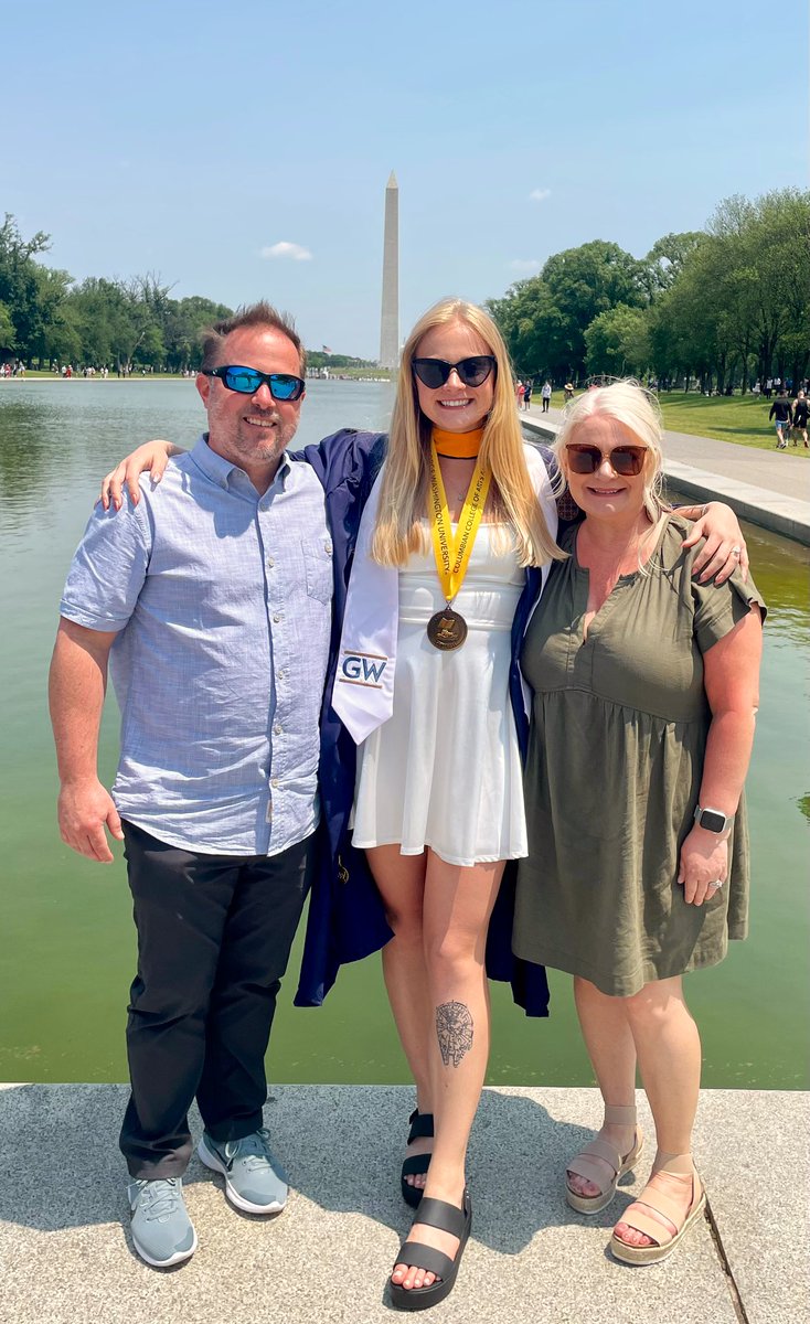 ChadAcree22's tweet image. George Washington University Commencement 
#NationalMall 
#GWCommencement 
#RaiseHigh
#GirlsInSTEM
#MastersInGeography