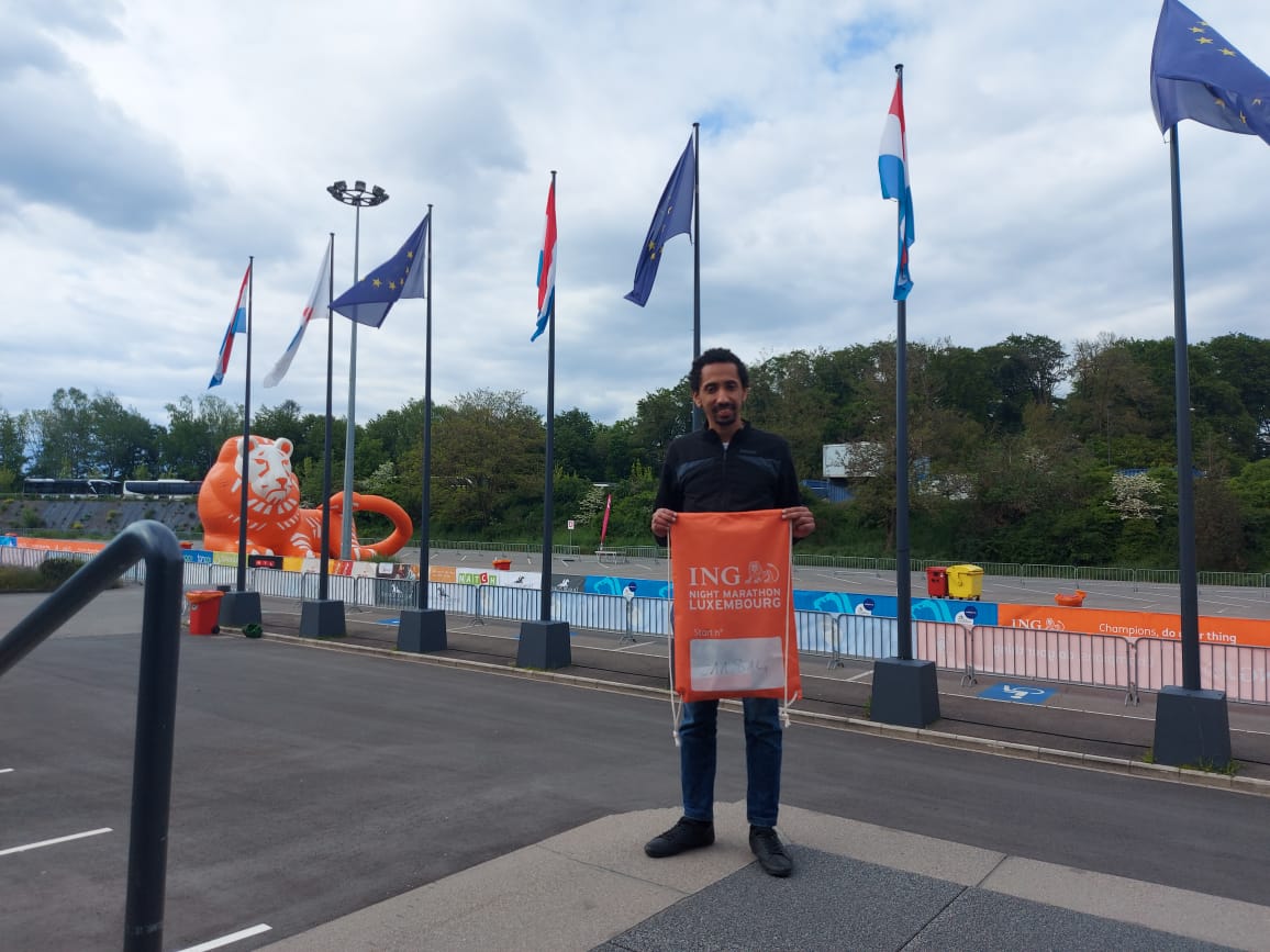 jitanovic's tweet photo. My first semi marathon, good feeling, warm and friendly atmosphere, thanks for @RunningTps for the support
#INGNightMarathon 🏃🏾🏅 https://t.co/5WL7eB6zjy