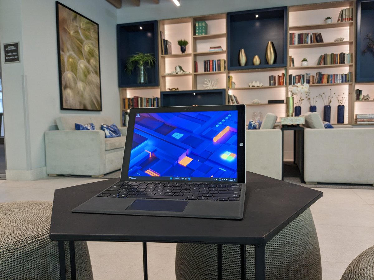 Module29pr's tweet image. Trabajando fuertemente…. LOL
#tech #techsupport #avsupport #module29 #module29onyoutube