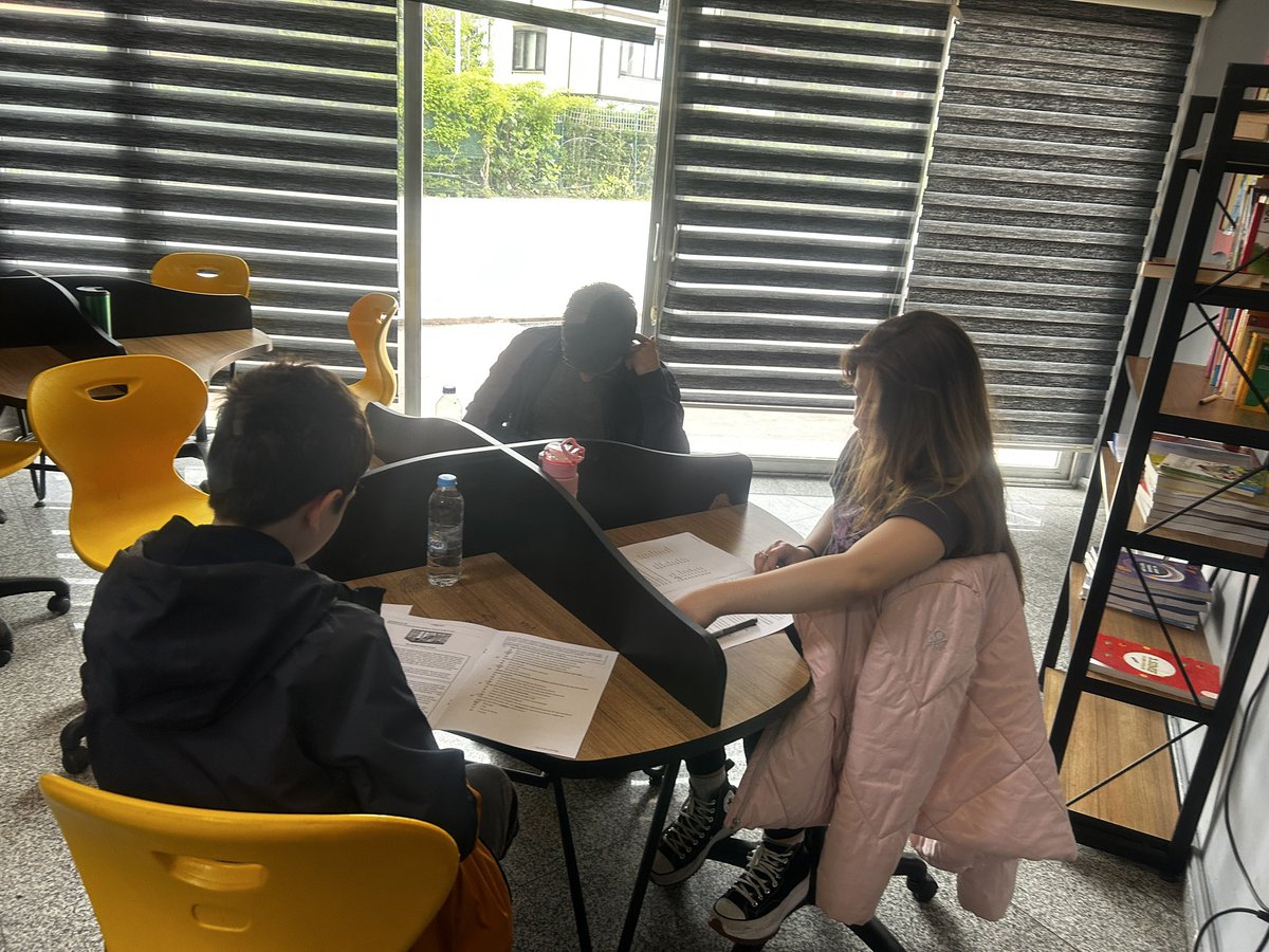 PendikBilsem's tweet photo. Dünya genelinde 30’dan fazla ülkede uygulanan KGL Contest Uluslararası Dil Sınavında başarılı olarak yarı finale kalan öğrencilerimiz bugün 2. aşama sınavına girdiler. @BilsemMeb @mramazanbarin @istanbulilmem @PendikMEM #kglcontest https://t.co/hFqFs8kDpN