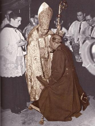 MrCfromC's tweet photo. @propagandopolis @KaczorKiraly The most Catholic ruler of modern times. https://t.co/xuQX5gDX2m