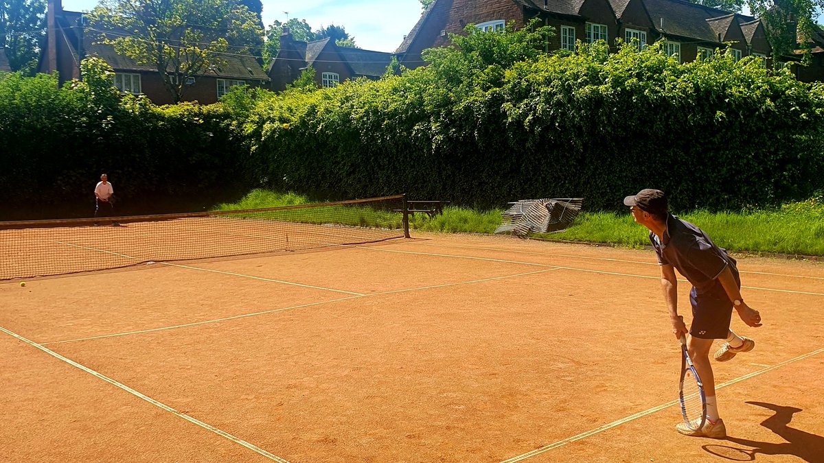 MoorpoolClub's tweet photo. Evening #BrumHour! Lovely morning of Social Tennis 🌞
MTC is recruiting NEW MEMBERS with specially DISCOUNTED RATES - held from last year! Just £65 for the year! 🤯
With the cost of living rising, we hope these are competitive prices.
DM for a membership form &amp; details!
🎾😎👍 https://t.co/dVEwkWh00N
