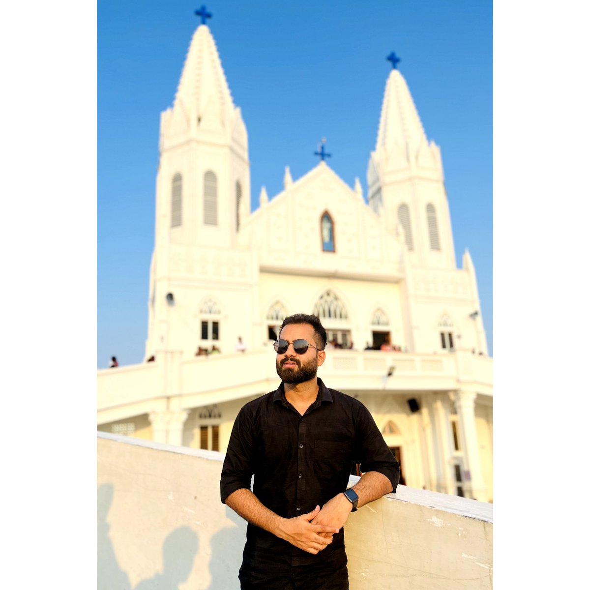 naqueeb_raza's tweet photo. Live with gratitude and embrace every day 🌟 

#Gratitude #Velankanni_Church https://t.co/VfJ0iYhJbX