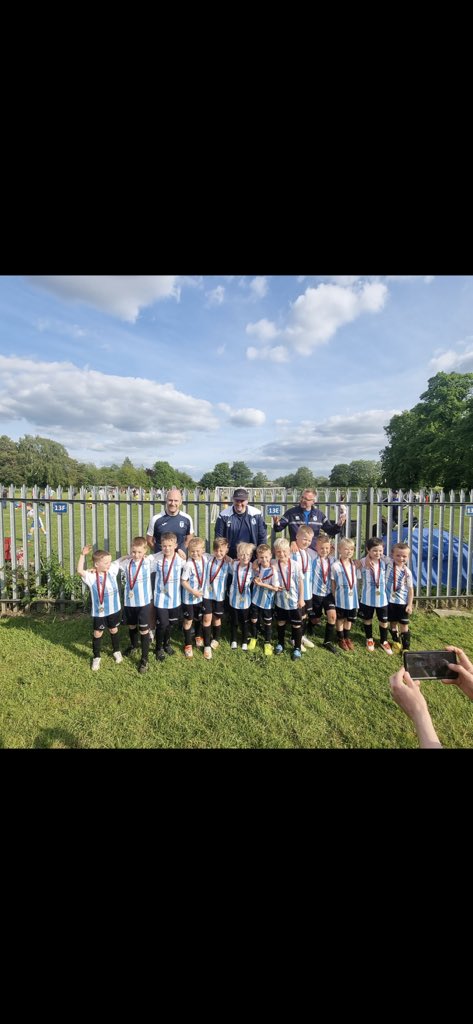 EmmaVernalxox's tweet photo. U7’s Blue 🩵 #thornbury https://t.co/TcGP69EuyB