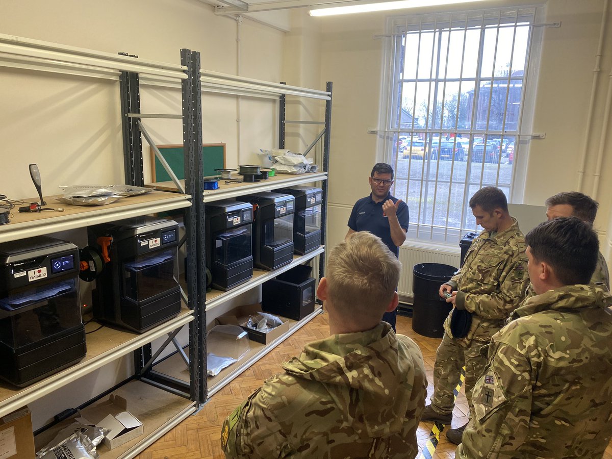 Additive Manufacturing, aka #3Dprinting, is the future and we are pleased to announce Spr C and H are the Army’s first to be accredited by @MKCTraining. We are now pushing forward to exploit its operational and training value. @1RSMERegt @RSMEGp @James_Moloney2