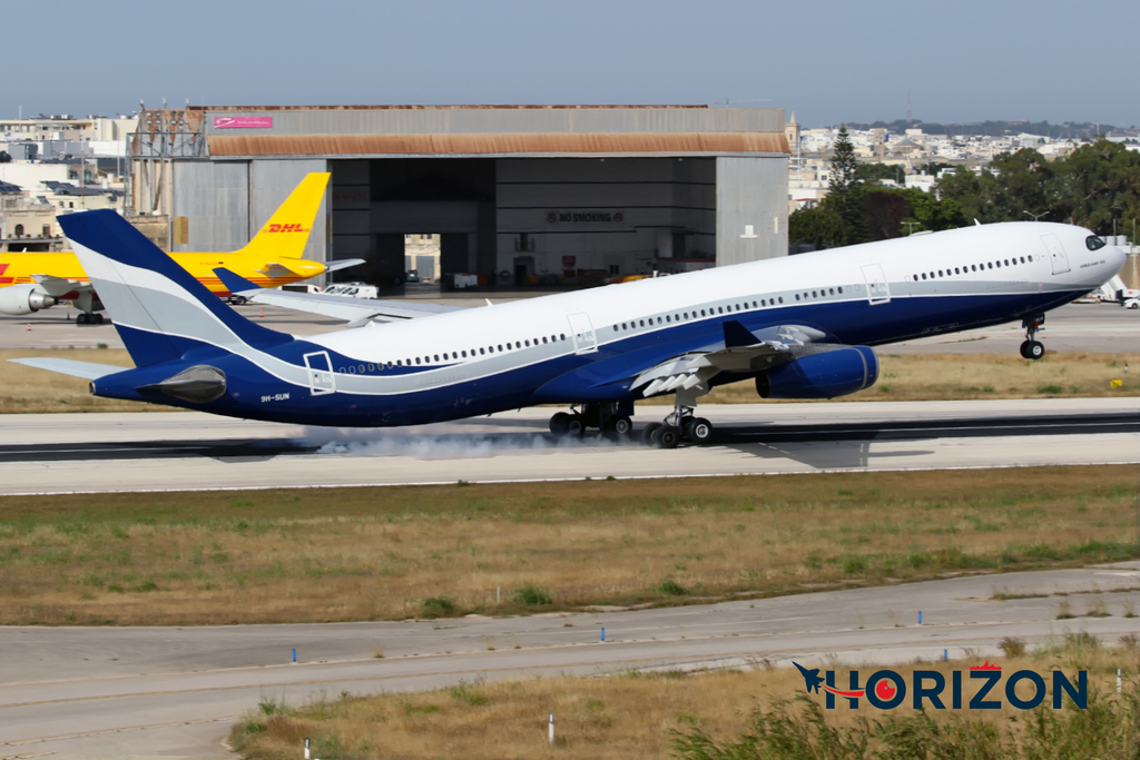 Hi Fly Malta Airbus A340-312 9H-SUN, Malta International Airport, Thursday 18th May 2023. Photo: Christopher Ebejer

bit.ly/3opxbCn

@hifly_airline @airbus @chrisebejermt @maltairport #spotting #visitmalta #Malta #LMML #aviation #avgeek #aviationphotography #aviationlo…