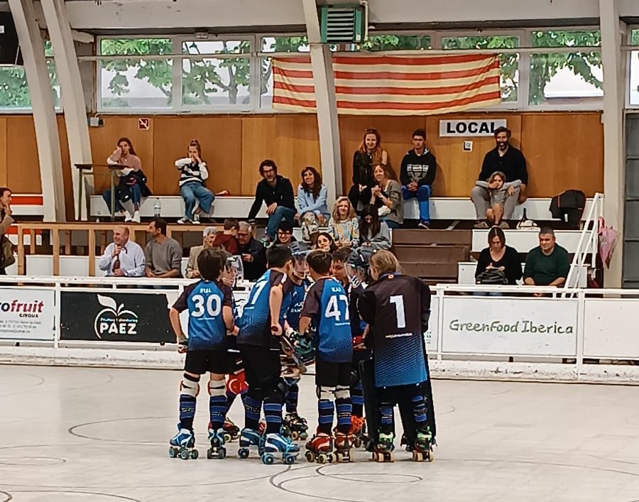 Benjamí B
21/05/2023
C.H.Palafrugell B - C.H.Banyoles
Resultat: 9-1
#hoqueibanyoles #hoqueipatins  #benjamins  #totssomhoquei