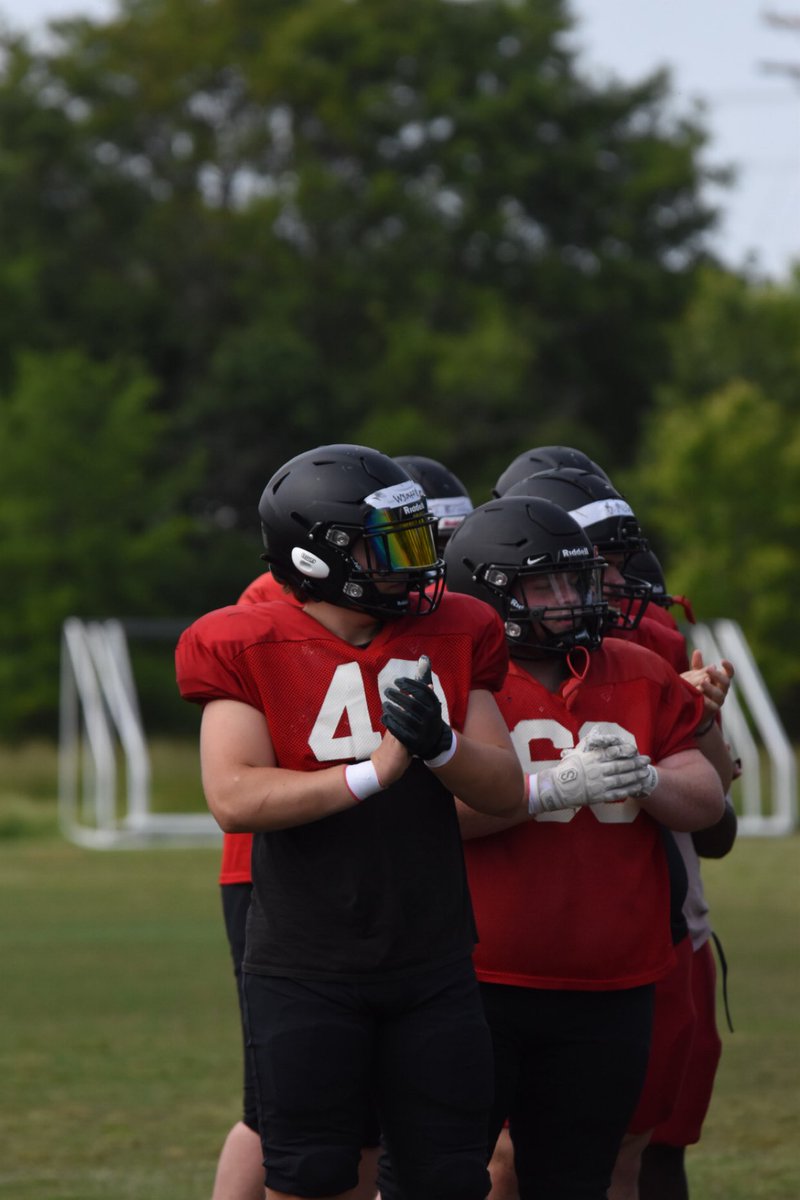 Had a great spring practice!! Ready to get bigger faster stronger during summer!! 
<a href="/BennettSwygert/">Bennett Swygert</a> <a href="/CoachSullivanF3/">Jada Sullivan</a> <a href="/LeighJudy/">Coach Judy</a> <a href="/CoachCChester/">Chris Chester, M.S., CSCS</a> <a href="/FB_RecruitHHS/">Recruit Hillcrest FB</a>