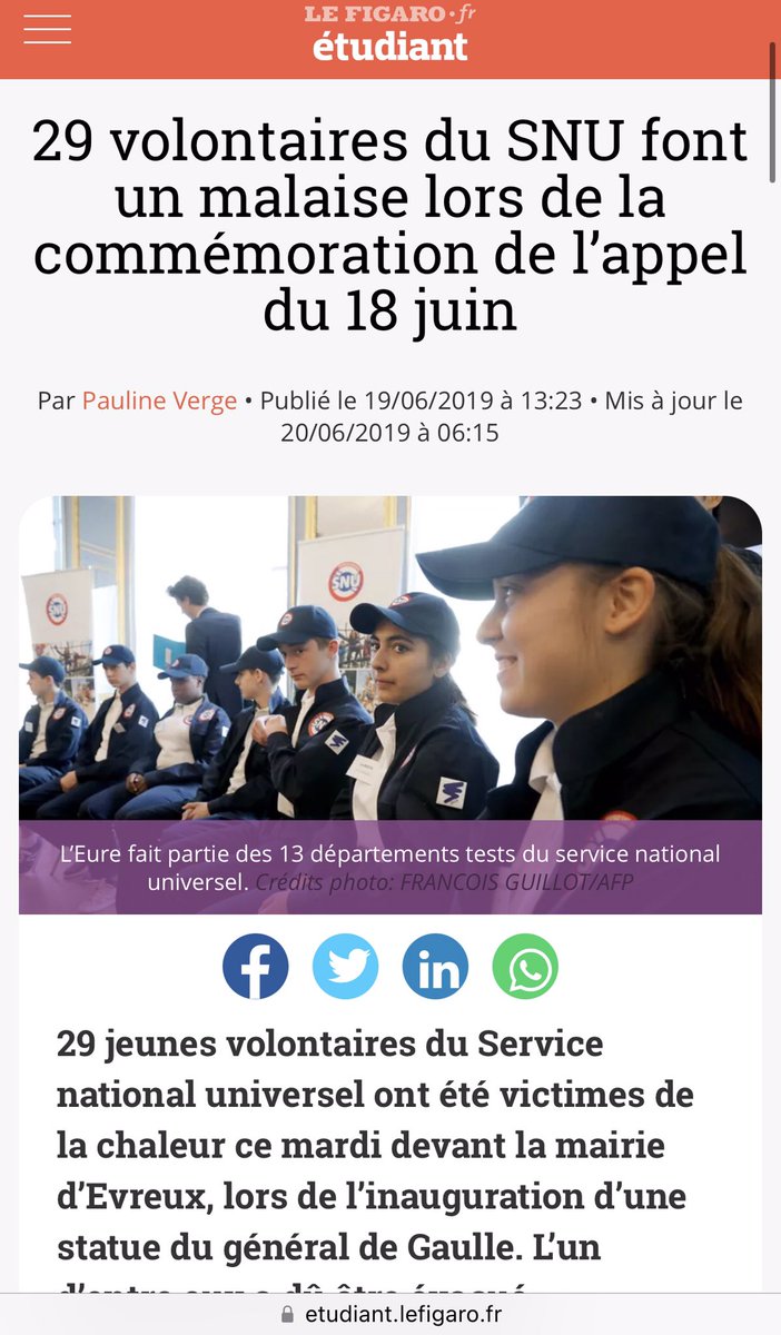 boujemaa_b's tweet photo. @sarahelhairy Flagornerie ! #SNU nouveau nom du bizutage et ça dure 10 jours. Viols, violences, vies en danger ⚠️.. #Formatage #Lobotomie @LDH_Fr @amnestyfrance @LouisBoyard @ALeaument @sandrousseau @CaronAymericoff @PhilippePoutou @RoyalSegolene @faureolivier @attac_fr @anatolium @libe https://t.co/ZFSTQ1NF30