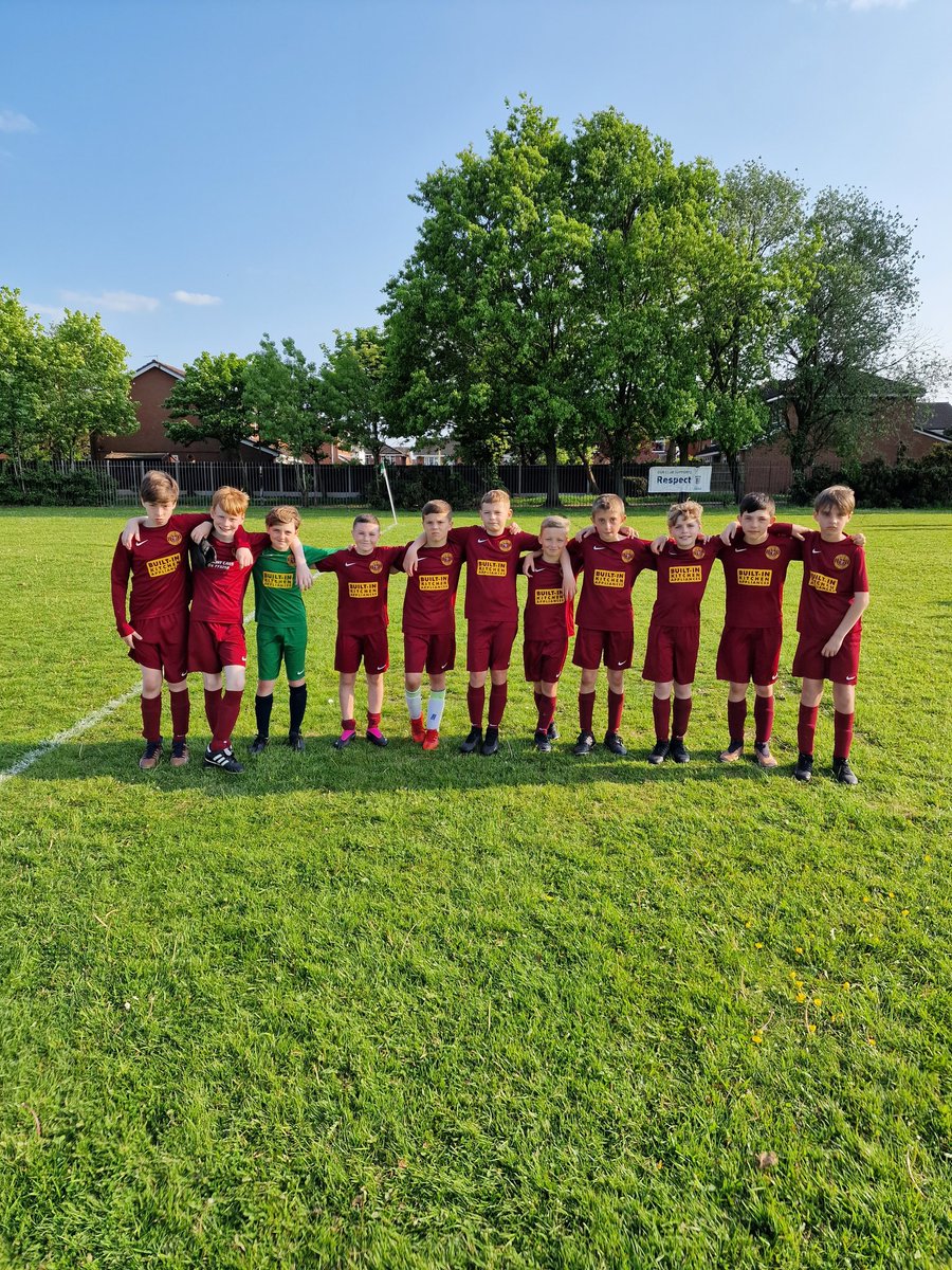 Boys never really got going today up at the <a href="/JNSportsUK/">JN sports</a> tournament, but still managed to make the semi's of the champions league, losing out to a very good &amp; eventual winners <a href="/Lairds33/">Victoria Colts Vipers u13</a>. 

Making memories in the sun 🌞 

Up the Mossley ⚽️