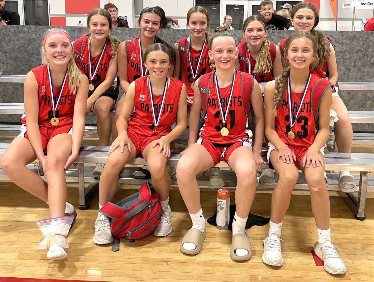 Nicole Minzel tweet media