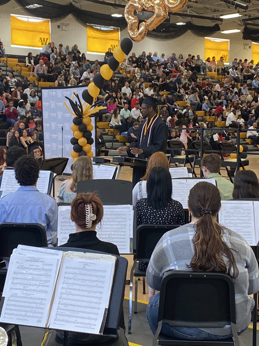timeforband's tweet photo. Great job Senior conductors.  Congratulations to all graduates. https://t.co/NTiQpLczW8