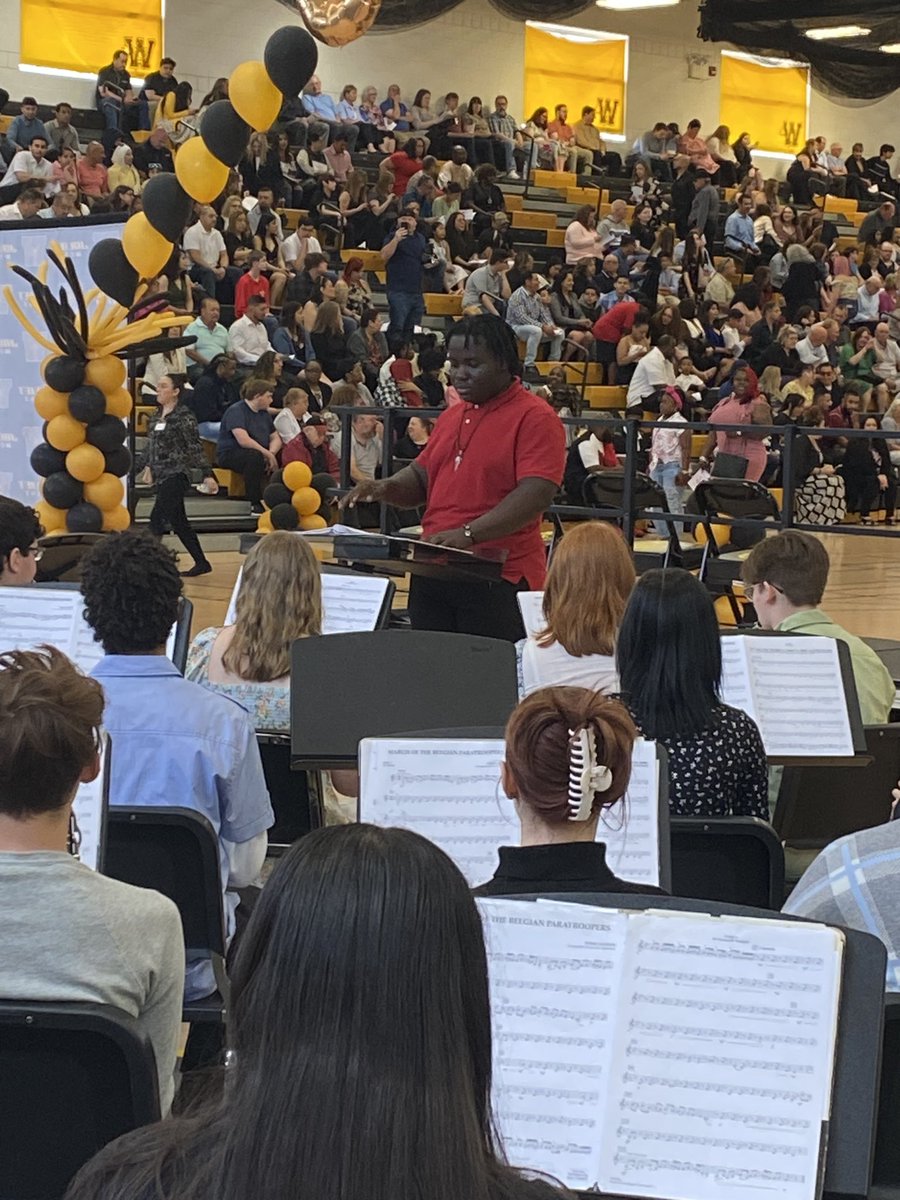timeforband's tweet photo. Great job Senior conductors.  Congratulations to all graduates. https://t.co/NTiQpLczW8