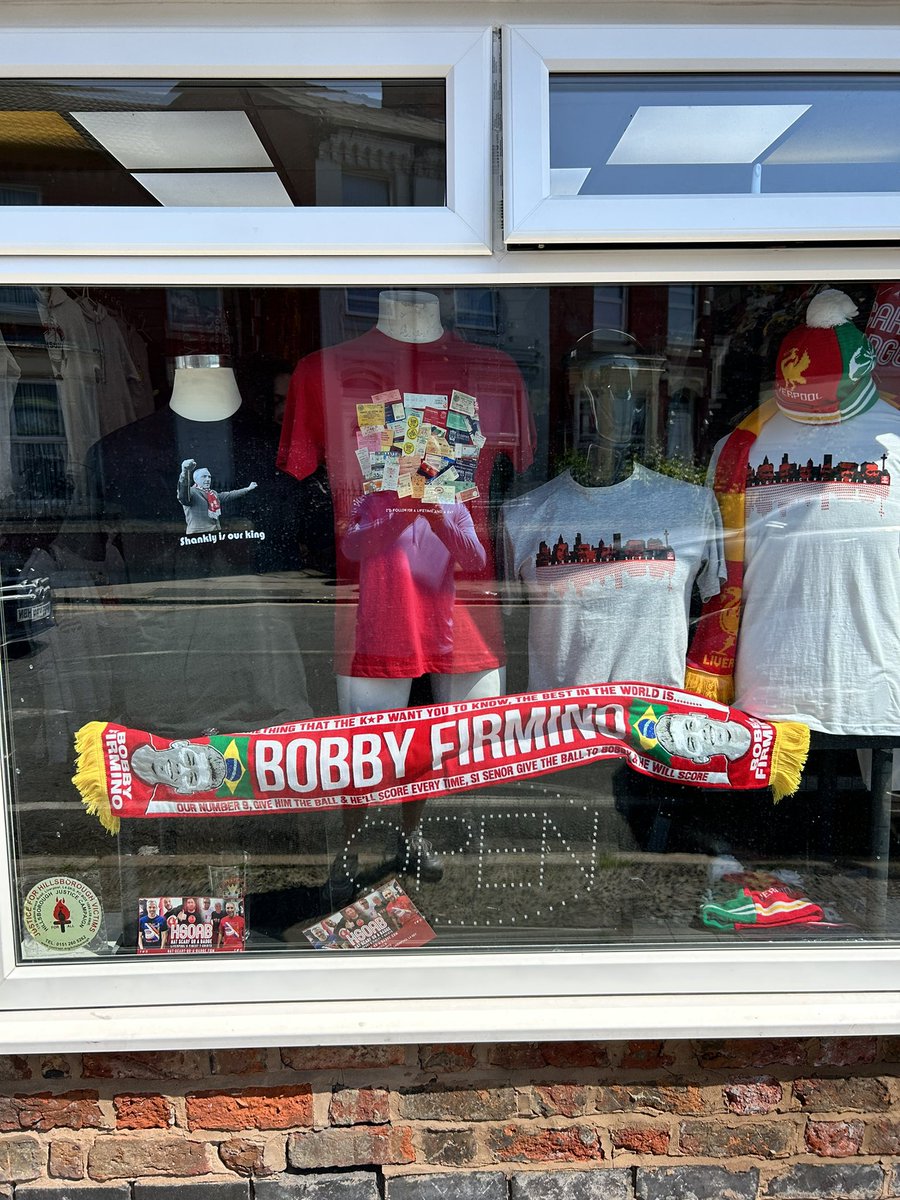 Right we need some help,a couple of months ago we had more followers than lfc retail,they had a massive PR campaign and have shot up to 70000 we need to get our Small business back up there as this is the only form of advertising we do,come on Twitter Reds make it happen 🤣👍🏼👏🏻👏🏻