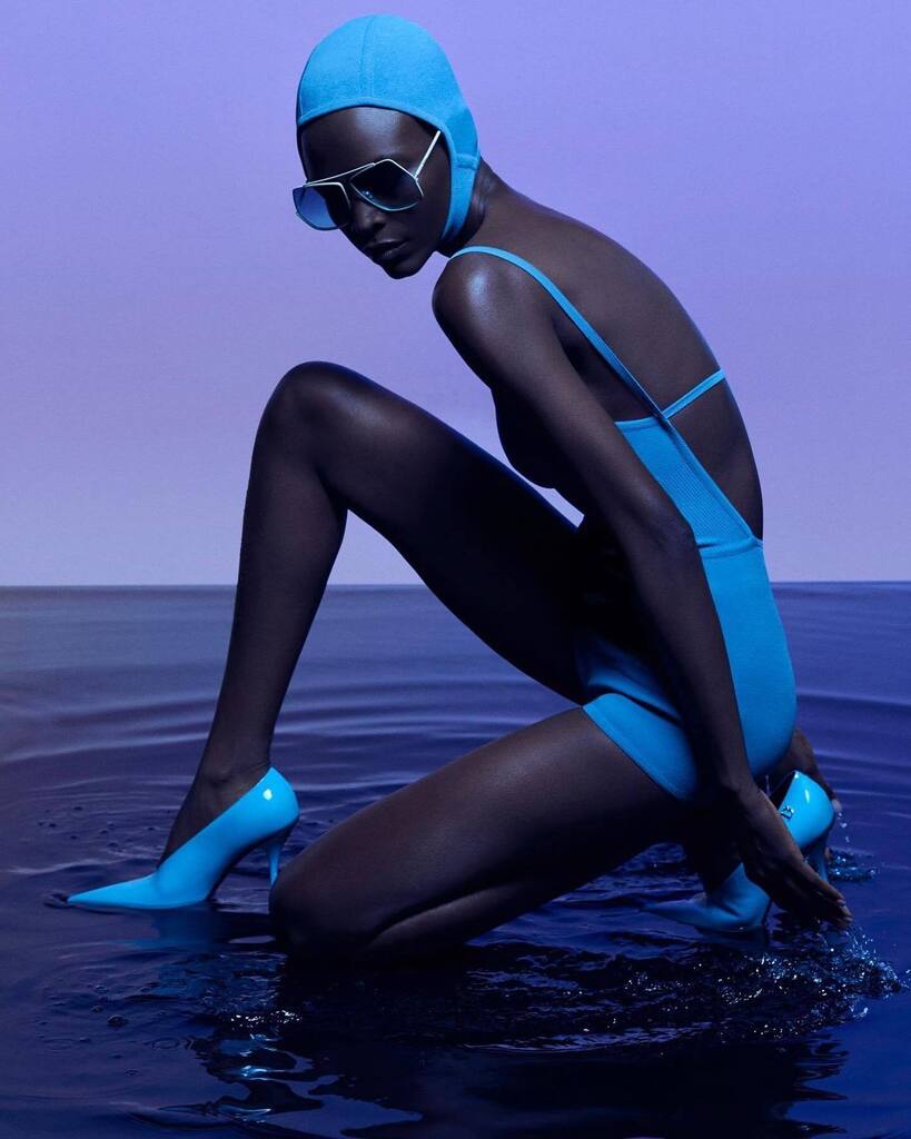 _DigitalArea_'s tweet photo. ##Postproduction by #digitalarea #digitalareaNyc #digitalareaMilano shot by: 

 @giuliochelli
・・・
@oulimatagallet shot by me for @vanityfairitalia 

Styled by @chiaratotire 
Hair @giovanni28iovino 
Make-up @martinabolis1 
Nail @saraciufo_nails 
Produ… https://t.co/5xMkeseAdo https://t.co/poh31WoGdL