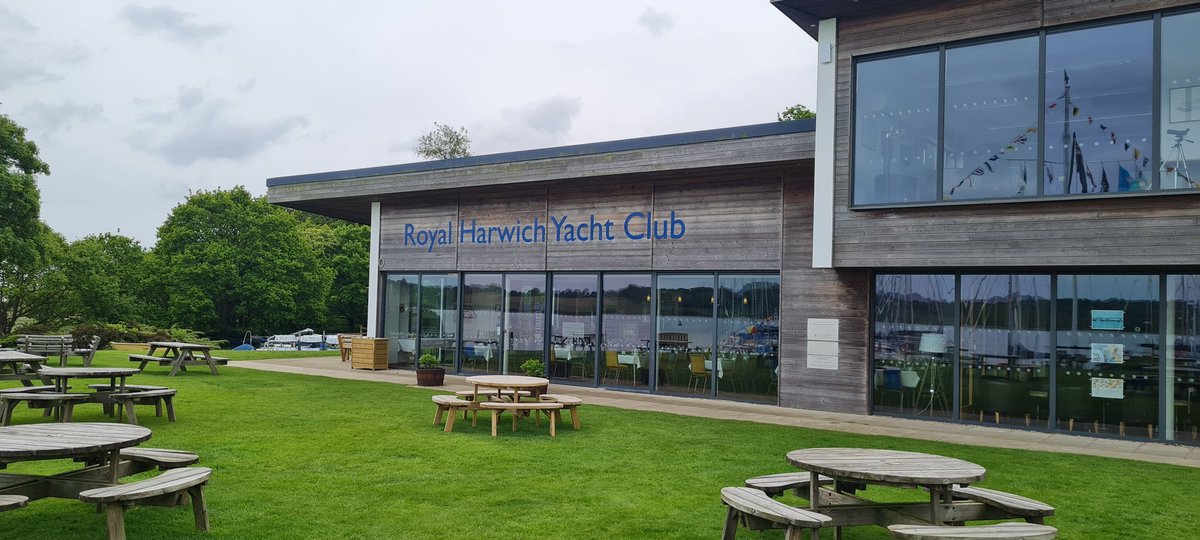 MarcusRolloos's tweet image. Weekend sailing to England and back to Holland with @KRZV_De_Maas fleet. Thanks for your warm reception @RoyalHarwichYC
#PinMill #Harwich