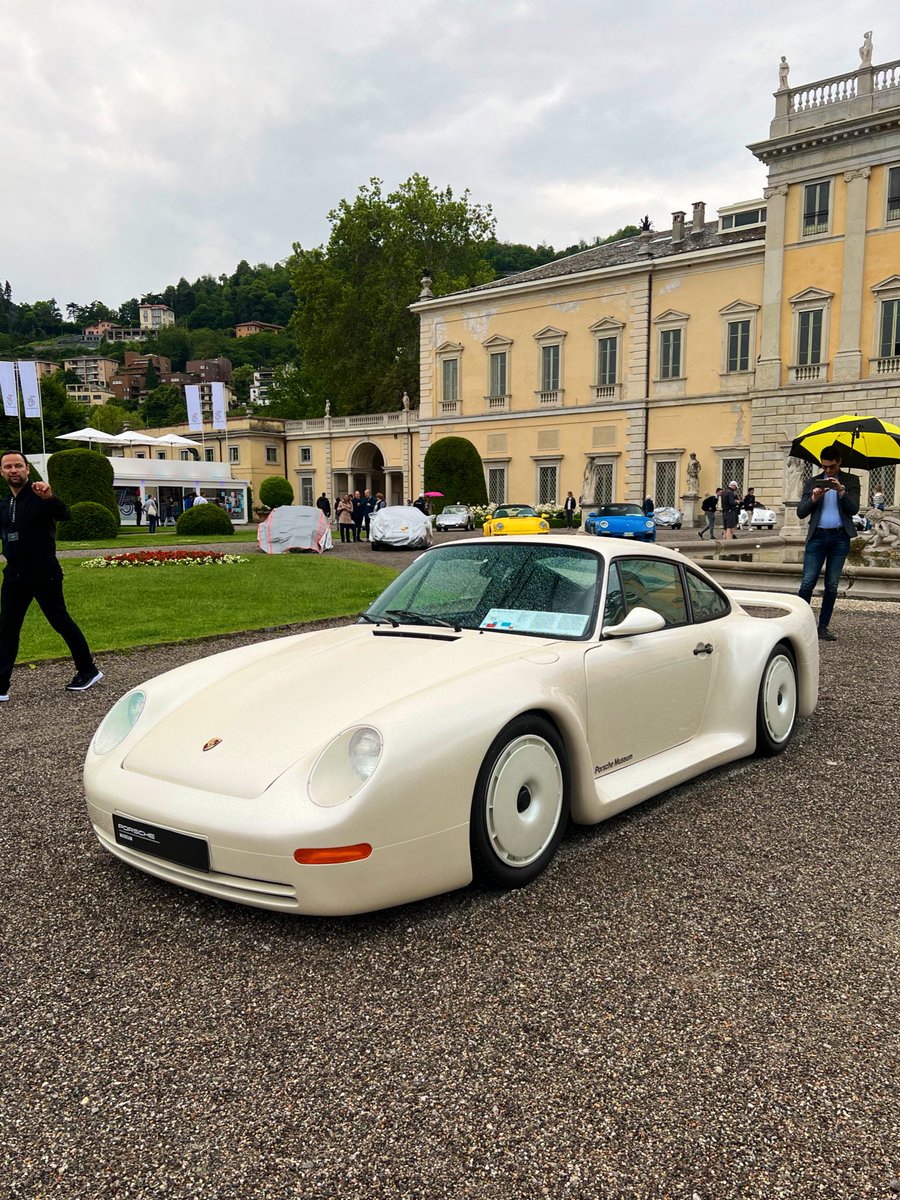 Slightly smitten by this gorgeous Porsche 'Gruppe B' design study