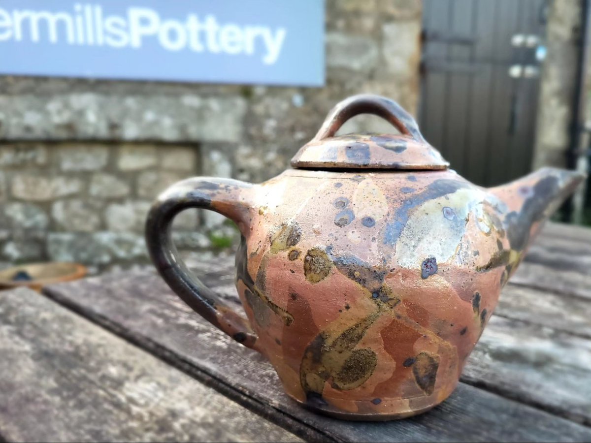 Open Weekends from #bankholidayweekend Saturday 27th May. New work and cream teas!
PL20 6SP
#Dartmoor #woodfired #pottery #ceramics #craft #creamtea #creamfirst #southwestengland #Devon