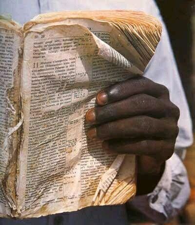 faithwillsaveu's tweet photo. A homeless man with a Bible is better off than a godless billionaire https://t.co/1WfJFu8nFH