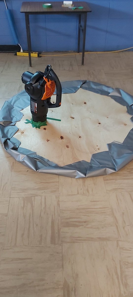 digdeepwithdave's tweet photo. Yes, this happened. Thanks to an amazing team and amazing students! Inspired by #thehovercraftproject https://t.co/QB0mbCYMbc
