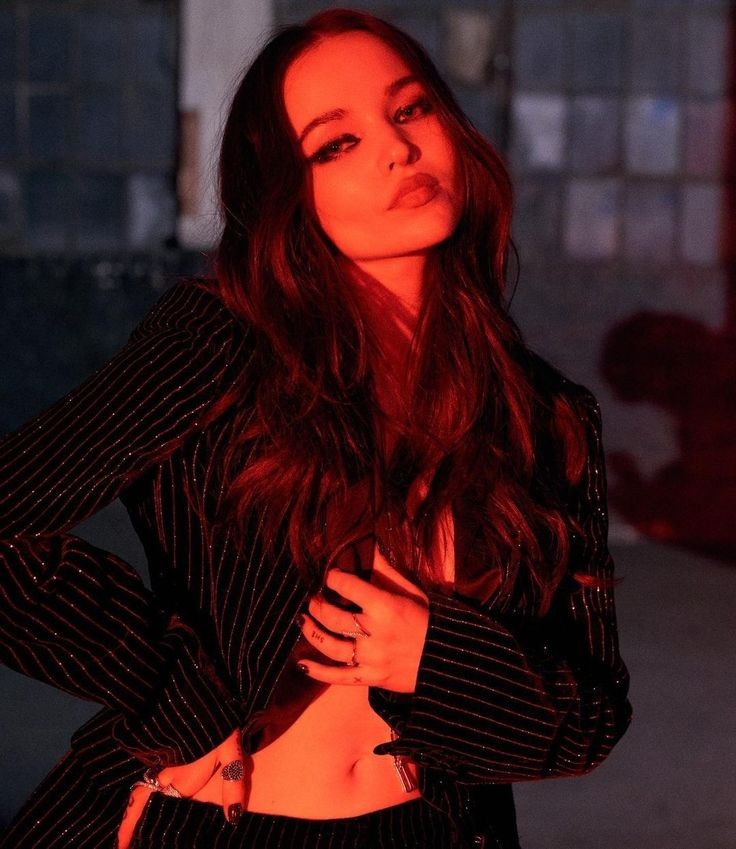 ᅟᅟᅟ 𝘾𝙖𝙢𝙚𝙧𝙤𝙣. tweet media