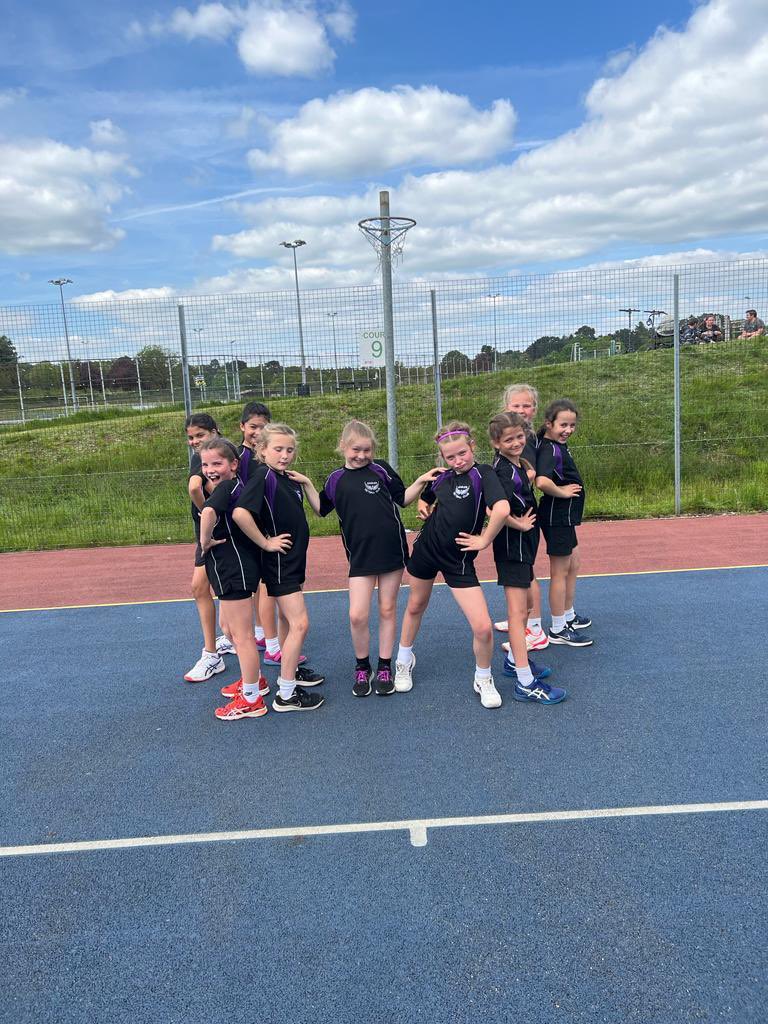 Eagles_Netball's tweet photo. Our u10s had fun in the sun today, unbeaten all day at @WPBlades tournament. The future is looking bright. Congratulations Girls! 👏🏻 Shout out to our debut players Emma, Scarlett and Isabella 👏🏻🦅💜 https://t.co/gcJ8PblU1S