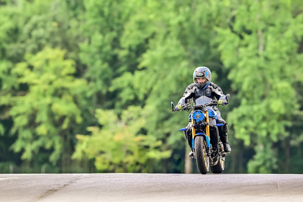 It seemed only appropriate that we bring this commemorative edition bike to a classic racetrack, and tip our helmet to its race pedigree.

Read more 👉 lttr.ai/AB6pR

#MotorcycleReview #YamahaMotorcycles #MotorcycleTrackDays #Ridelife #Roaddirt #Bikes&Gear