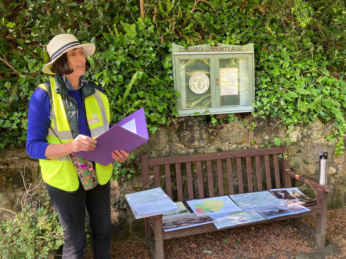 IWWalkingFest's tweet photo. Walk Leader @SueLowday had two special guests on today's 'The Dickens Trail' walk.🥾

Ian Dickens, the great grandson of Charles Dickens &amp; Stephen Day - a descendant of the builders of Bonchurch who may have had a hand in making the infamous shower bath that Dickens commissioned. https://t.co/J9tI9U3iRa