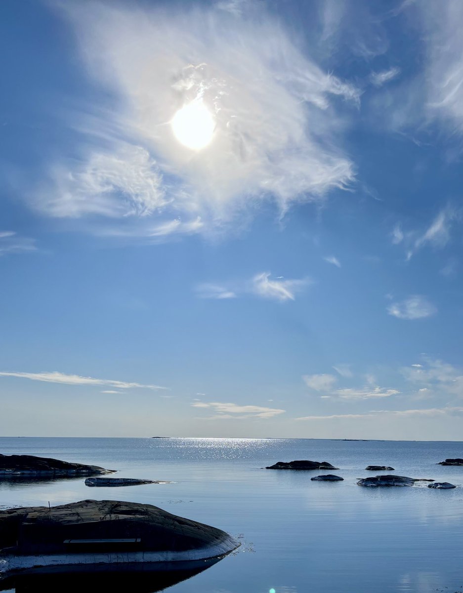 Helgen i en underbar skärgård -  Landsort.
