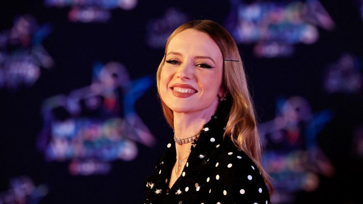 La chanteuse Angèle annonce être pansexuelle : qu'est-ce que cela signifie ? tf1info.fr/culture/angele…