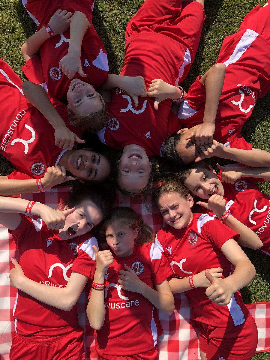 Hutton FC Girls Lionesses tweet media