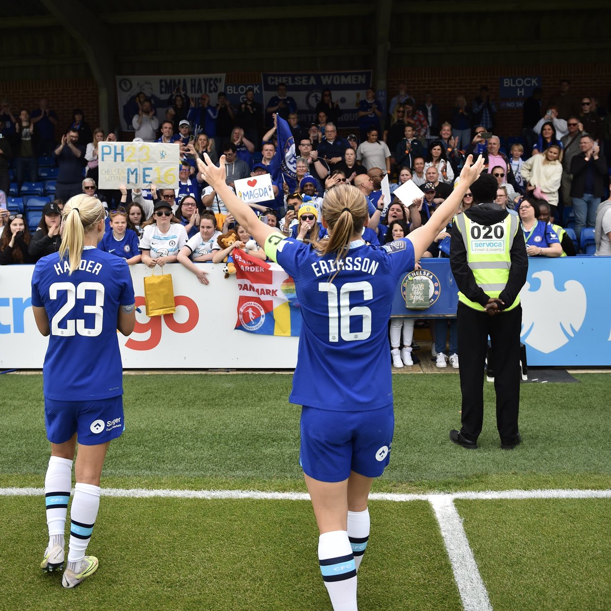 MagdaEricsson's tweet photo. Couldn’t have wished for a better send off. This place has been my home for the last 6 years and I’m going to miss it so much. Thanks for all the love, hugs, tears and gifts on this special day 💙 https://t.co/ZnTfN5x3m2