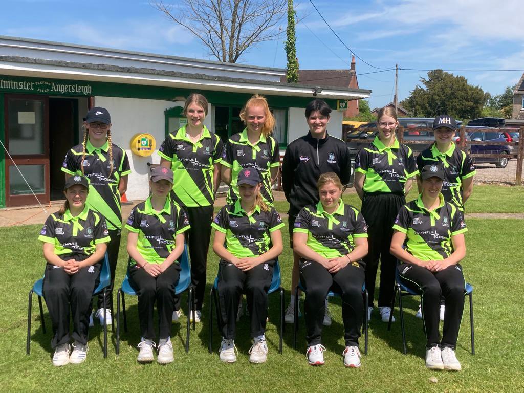 Taunton Deane Women’s Cricket on Twitter "💚🖤 https//t.co/hQg4a3pCp1