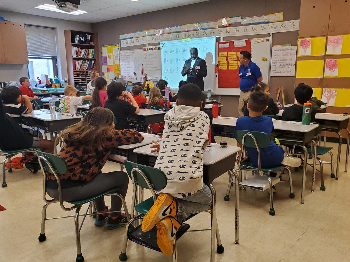 CASDRainbow (@casdrainbow) on Twitter photo 3rd graders welcomed Pennsylvania State Representative, Dan Williams into their classes on Friday, May 19, 2023. Students built on their understanding the Open Court ELA Unit 5 “Government at Work.” <a href="/CoatesvilleASD/">Coatesville Area School District</a> 3rd graders welcomed Pennsylvania State Representative, Dan Williams into their classes on Friday, May 19, 2023. Students built on their understanding the Open Court ELA Unit 5 “Government at Work.” <a href="/CoatesvilleASD/">Coatesville Area School District</a>