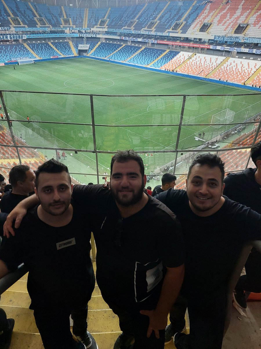 Şampiyonluklar inan bahane