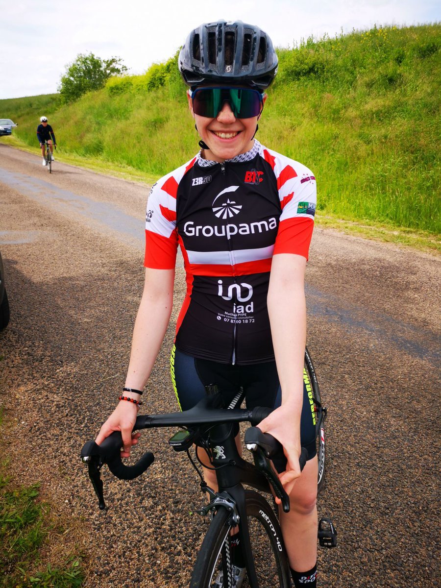 GroupamaFd51's tweet photo. Notre jeune championne @IrisGirod1 aidée par la #CaisseLocale @GroupamaNordEst
#suippe #vesle entame une série de course sur route, avec une belle entrée en matière Jeudi sur le tour de l'Est à #AixEnOthe, avec une belle 6eme place... #mutualisme #proximité https://t.co/dqTg7TvXMC