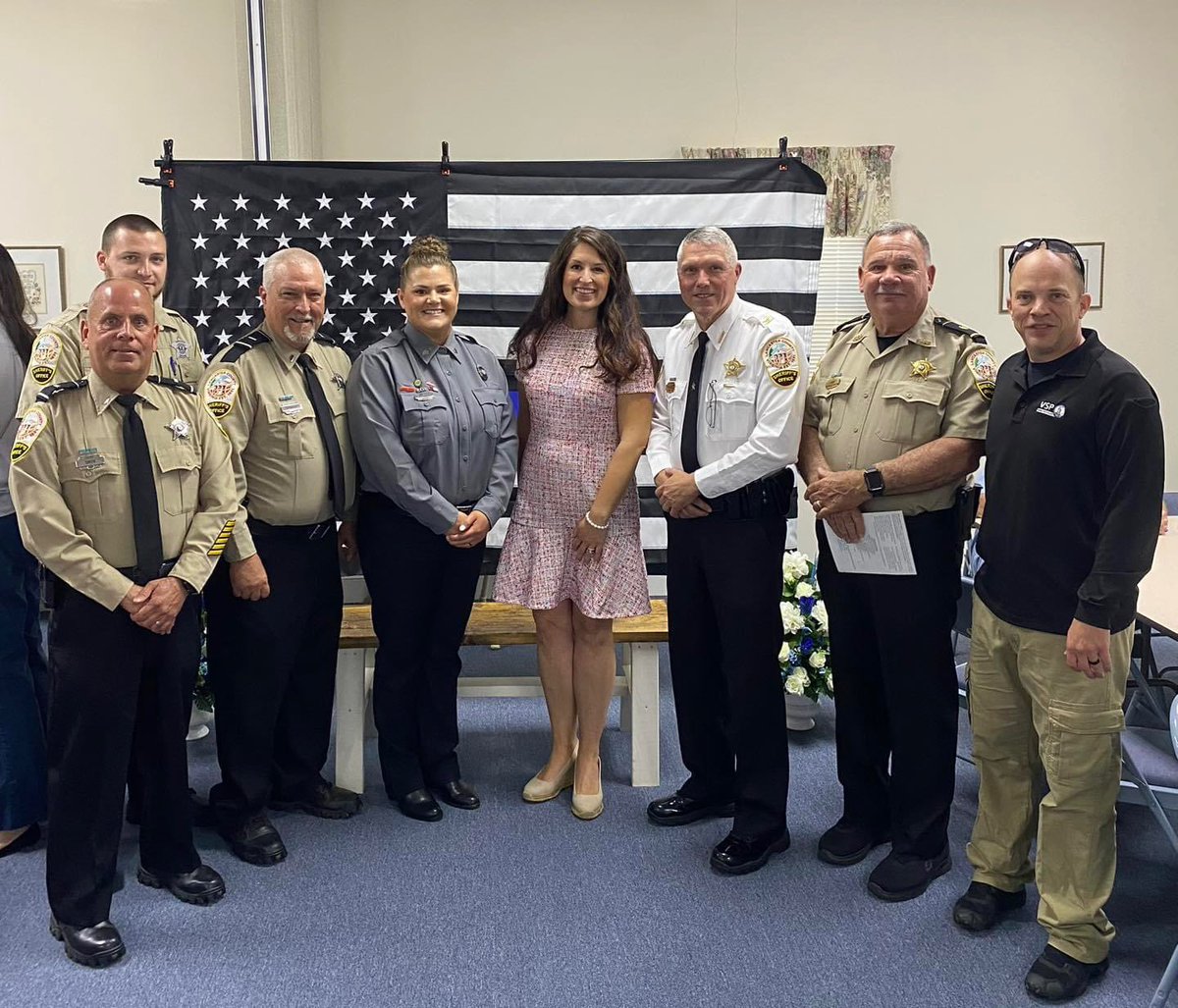 As we celebrated #NationalPoliceWeek and #NationalPeaceOfficersWeek this week, we honor law enforcement and those that lost their lives in the line of duty.

Grateful for the opportunity to honor law enforcement, their families &amp; their service today. Thank you to those who serve!