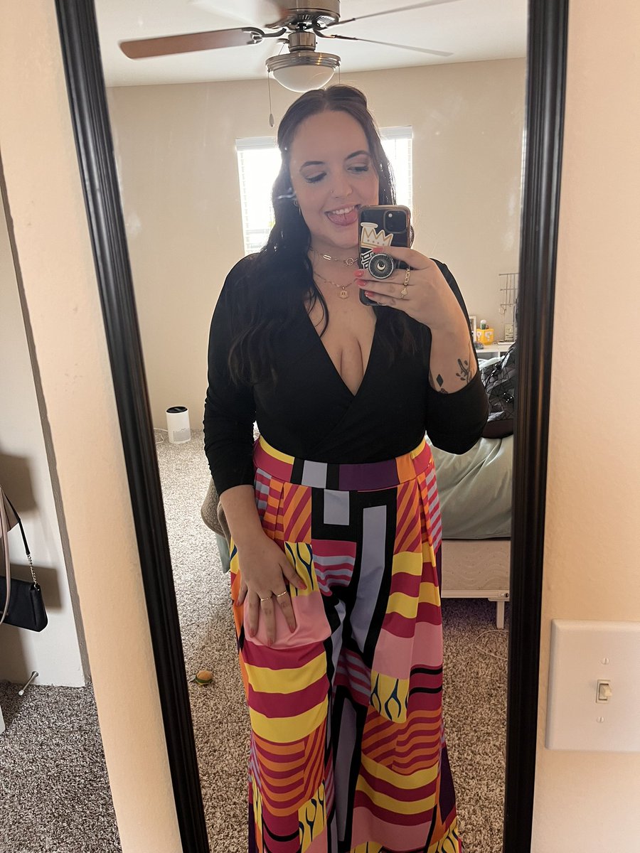 🖤Brit🌹 tweet media