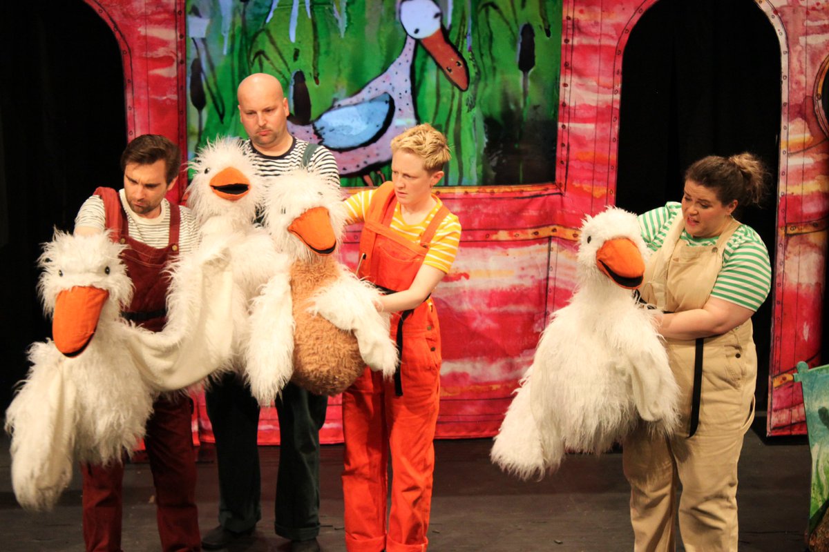 WeAreIgnite's tweet image. Incredible response to our #LondonPreviews @cockpittheatre who have been such a great venue. Now we get to tour the U.K. with this wonderful piece. Thank you to #TimYealland, @RussHepplewhite &amp;amp; @john_burningham for trusting us. It is such a privilege! #OperaRocks