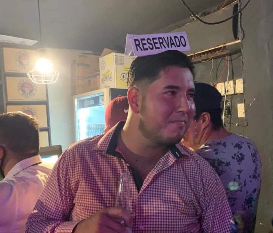 Creador150's tweet photo. *Me empieza a gustar alguien*

Automáticamente yo: https://t.co/EbMLjkTG0g
