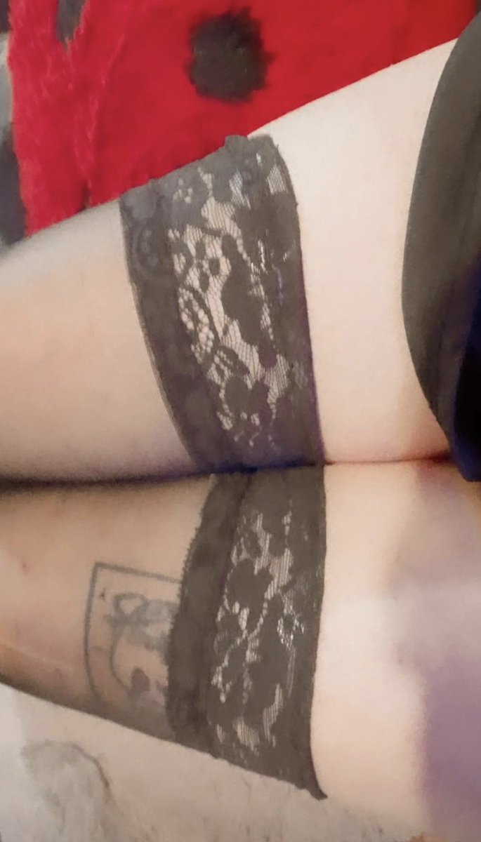 onlyfanscallie's tweet photo. check out my free only fans/revisa mi only fans gratis por 7 días. 

https://t.co/y58blQLROB 

#onlyfans 
#sexy 
#influencer 
#onlyfansgirl 
#onlyfanscreator 
#sellingcontent 
#model 
#beautiful 
#linkinbio 
#egirl
#lingerie 
#hotgirl 
#feet 
#waifu 
#gamergirl 
#thicc
uwu https://t.co/lMW7IhjHKi