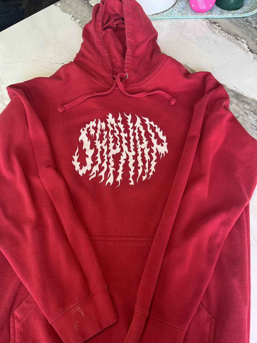 AlivbeeLive's tweet photo. ❤️ MCYT MERCH FOR SALE ❤️ 
Dream hoodie, Gnf hoodie, Sapnap Hoodie, Wilbur Soot Crewneck, &amp; Ranboo T-Shirt all for sale! Check thread for more info &amp;  Depop! All prices can be negotiated! Just trying to sell! https://t.co/PtvdUCW2XQ