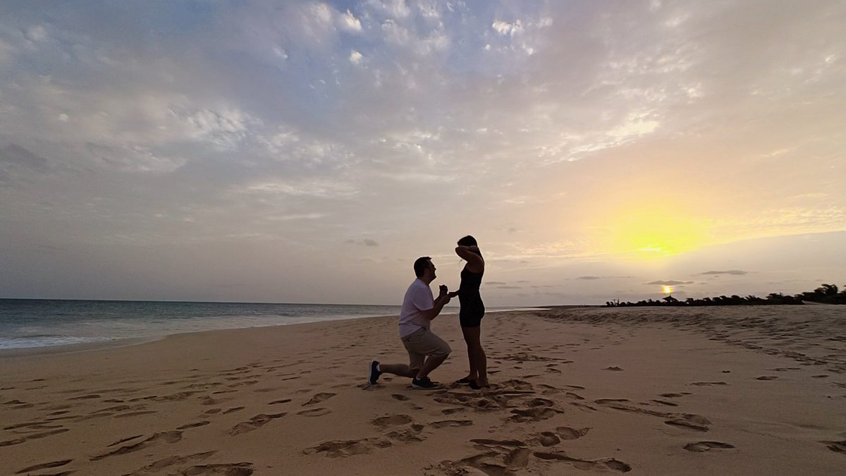DI93_'s tweet photo. Propose in the Cape Verde sunset?

Completed it ✅💍 https://t.co/Ij1swvqjSu