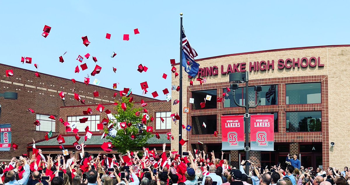 David Theune tweet media