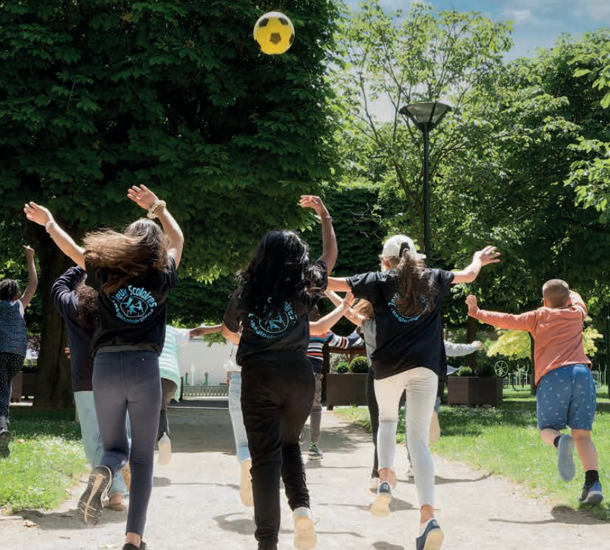 #SportScolaire
Du 22 au 26 mai, les élèves des écoles élémentaires de la ville et de l'Institut des Jeunes Sourds participeront ensemble aux Jeux Réginaburgiens
👏à tous les participants
🙏à nos #ETAPS
#BourglaReine
#TerredeJeux2024
#VilleActiveEtSportive
#OuvronsGrandLesJeux
👇